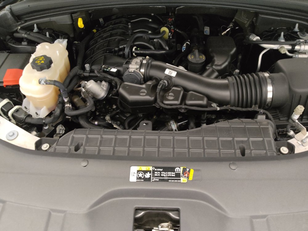 Used 2023 Jeep Grand Cherokee Altitude AWD/4WD image 30