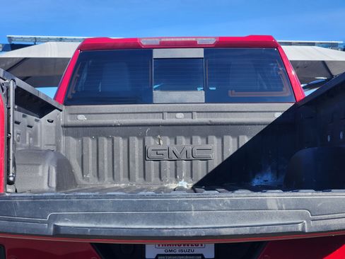 Certified 2022 GMC Sierra 1500 Elevation w/ Preferred Package image 21