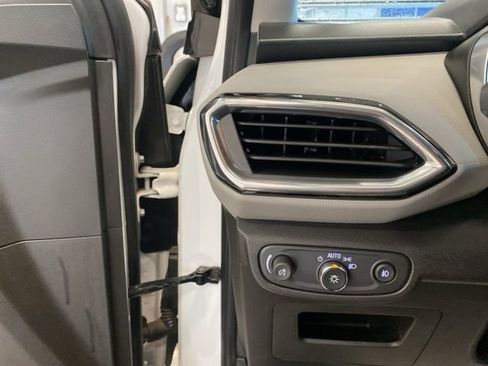 Certified 2021 Chevrolet TrailBlazer LT w/ Sun and Liftgate Package image 12