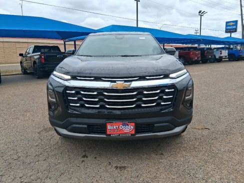 New 2026 Chevrolet Equinox LT w/ Safety and Technology Package FWD image 2