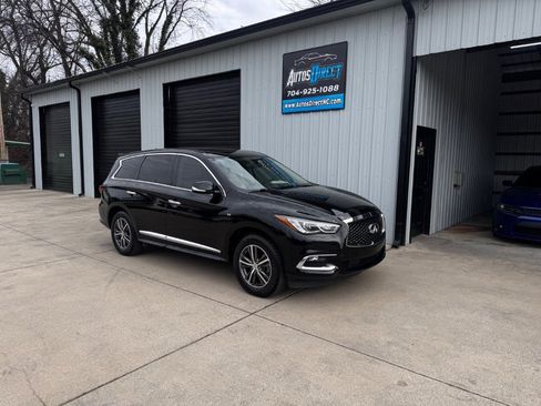 Used 2018 INFINITI QX60 FWD image 3