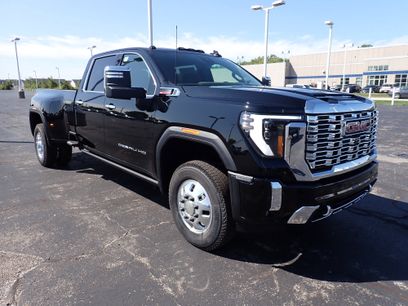 New 2026 GMC Sierra 3500 Denali w/ Denali Reserve Package