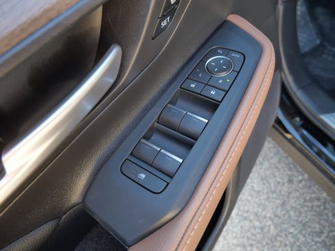 Certified 2025 Toyota Grand Highlander AWD image 20