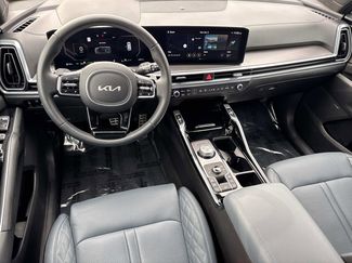 Used 2025 Kia Sorento SX Prestige video 2
