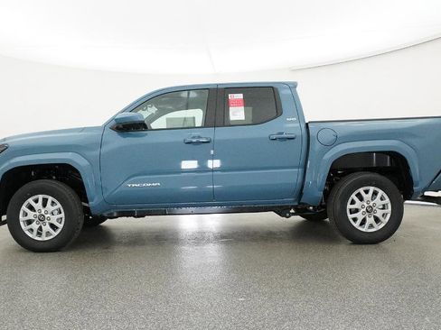 New 2026 Toyota Tacoma SR5 image 32