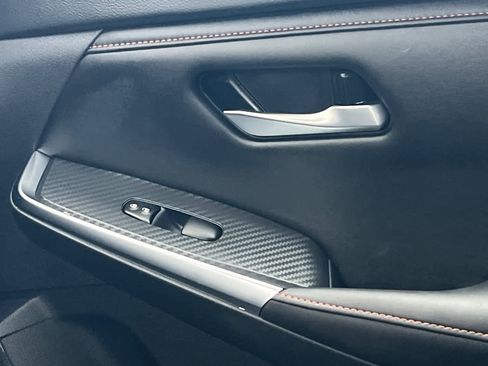 Used 2023 Nissan Sentra SR w/ Electronics Package image 19