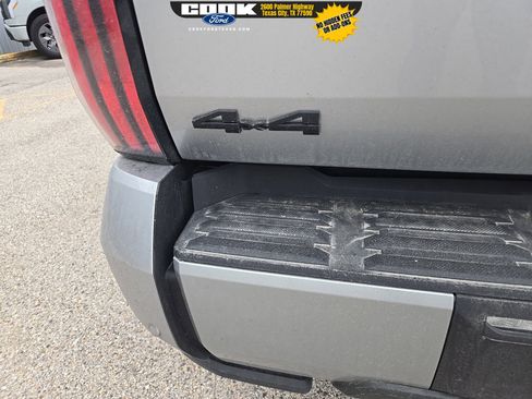 Used 2025 Toyota Tundra Platinum image 13