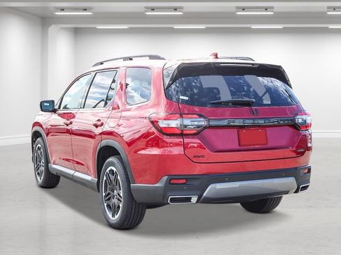 New 2026 Honda Pilot Touring image 4