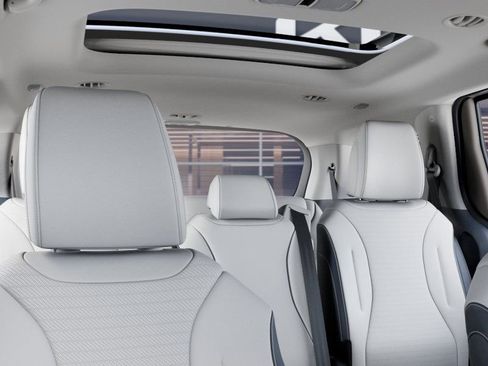 New 2026 Kia Carnival Hybrid image 27