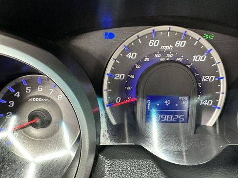 Used 2010 Honda Fit Sport image 17