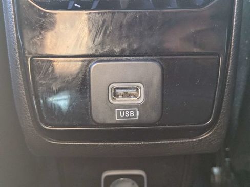 Used 2025 Jeep Compass Limited AWD/4WD image 14