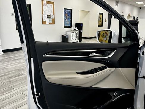 Used 2019 Buick Enclave Premium w/ Experience Buick Package image 15