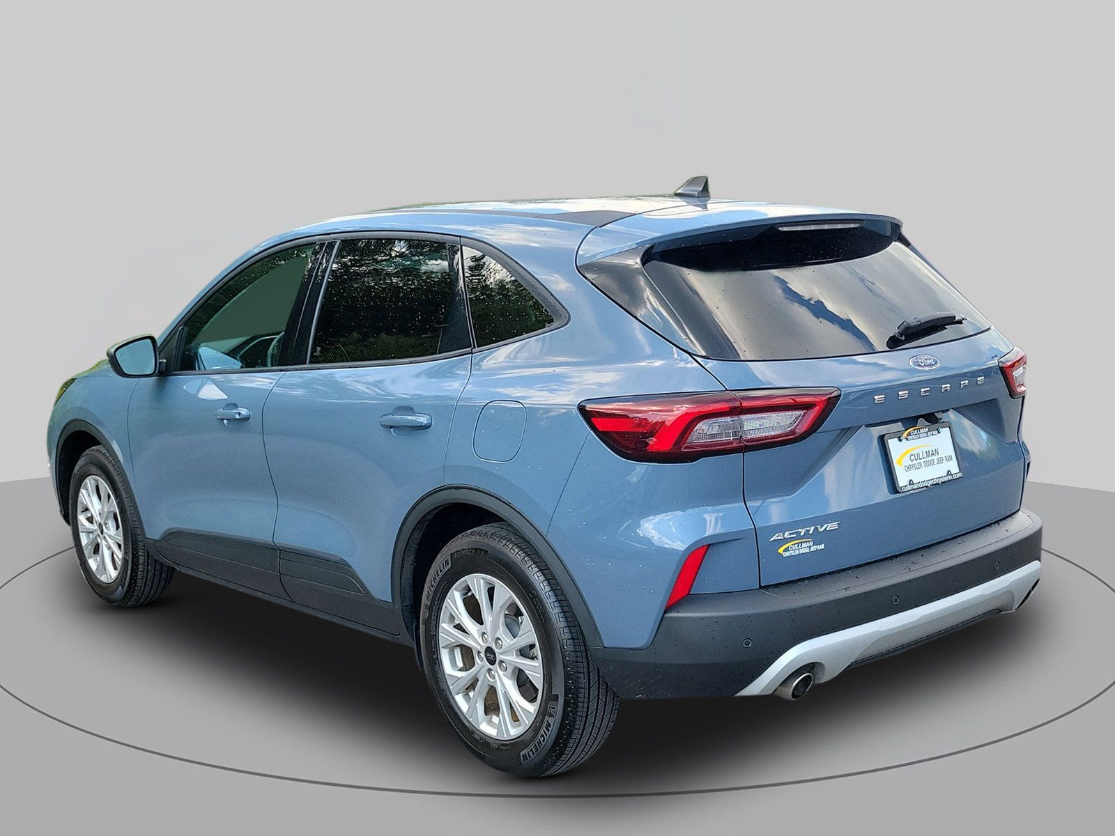 Used 2025 Ford Escape Active w/ Tech Pack #1 FWD image 5