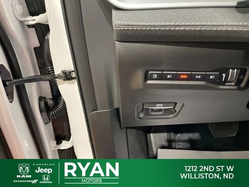 New 2026 Jeep Cherokee Laredo AWD/4WD image 29
