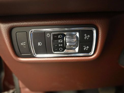 Used 2023 Lincoln Aviator Black Label w/ Jet Package AWD/4WD image 26