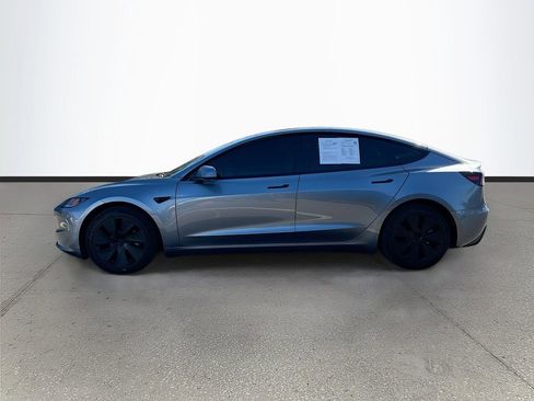 Used 2025 Tesla Model 3 Long Range image 4