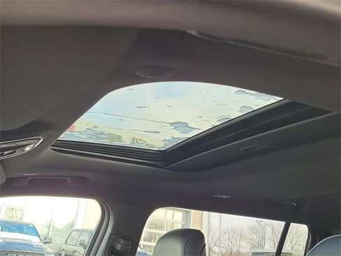 New 2025 Jeep Grand Cherokee L Altitude image 23