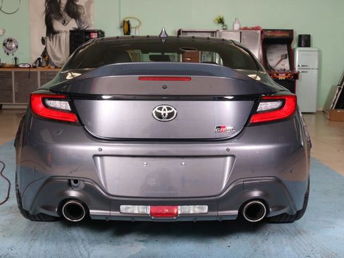 Used 2022 Toyota GR86 Premium image 22