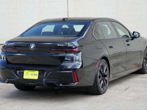 Used 2025 BMW 740i w/ Premium Package RWD image 63