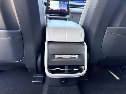 New 2026 Lincoln Nautilus Reserve image 15