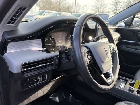 Certified 2022 Lincoln Corsair AWD w/ Premium Package image 20