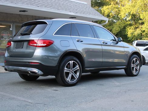 Used 2018 Mercedes-Benz GLC 300 4MATIC image 7