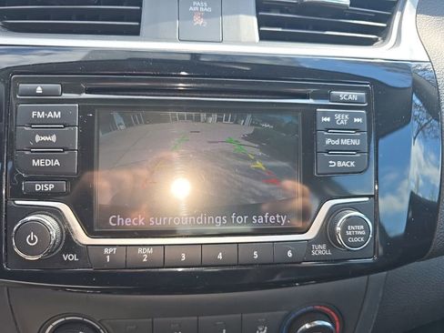 Used 2017 Nissan Sentra SV image 20