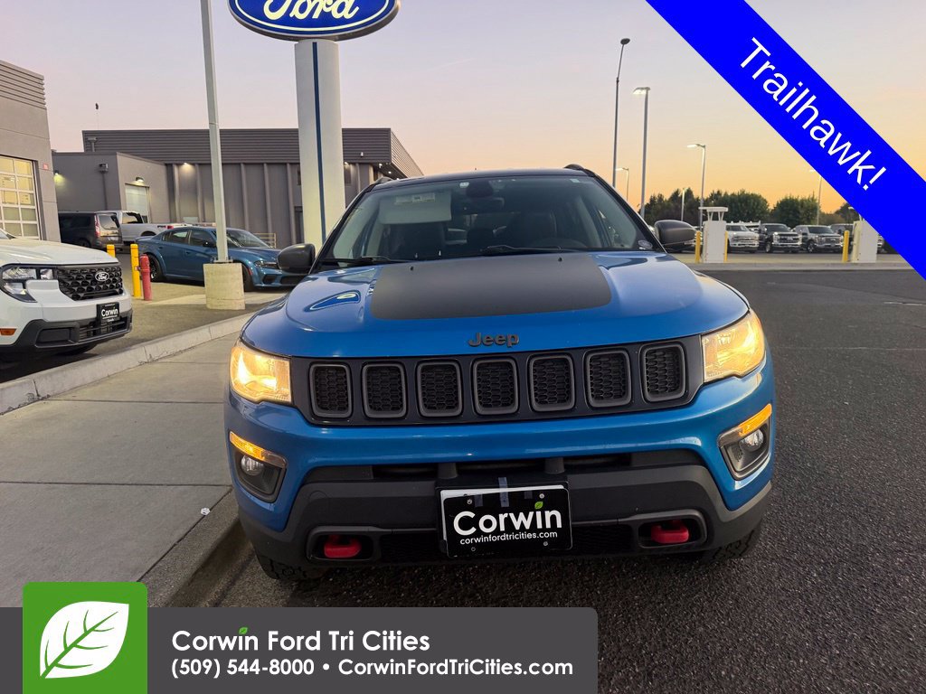 Used 2017 Jeep Compass Trailhawk w/ Safe & Security Group AWD/4WD image 2