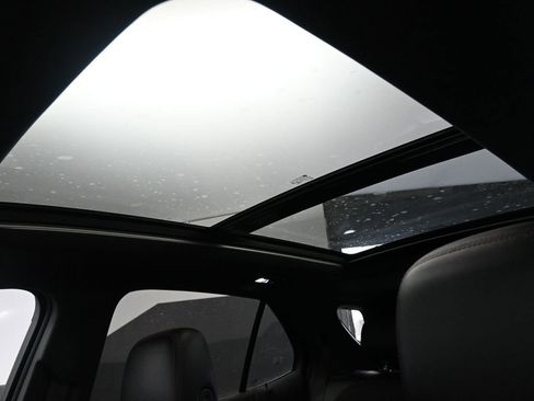 Used 2023 Chevrolet Equinox RS image 21