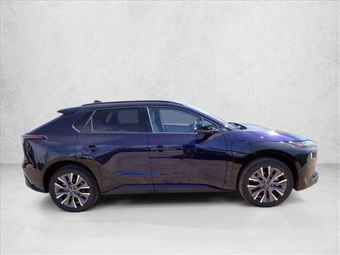 New 2026 Subaru Solterra AWD/4WD image 5