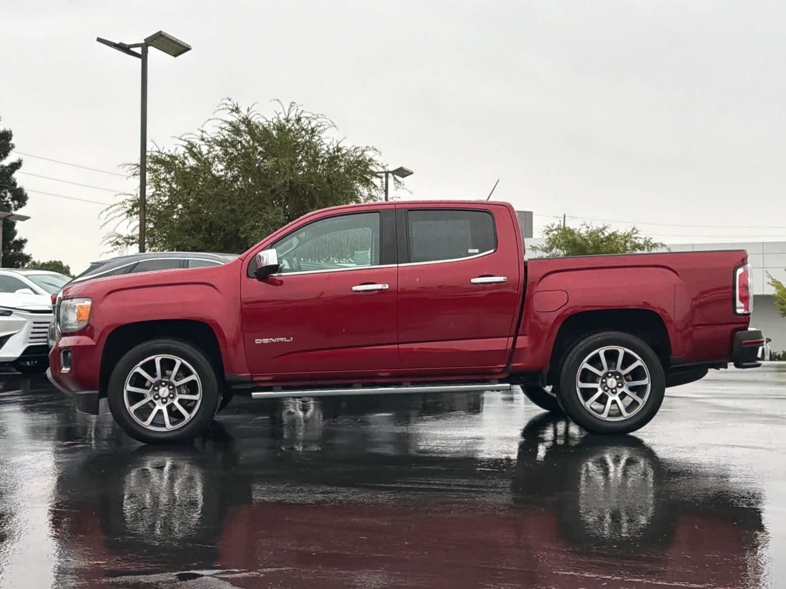Used 2018 GMC Canyon Denali AWD/4WD image 9
