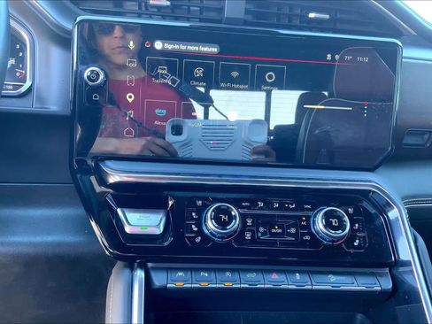 Used 2025 GMC Sierra 1500 Denali Ultimate image 31