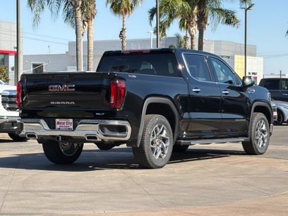 New 2026 GMC Sierra 1500 SLT w/ SLT Premium Package