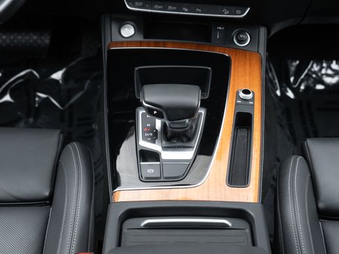 Certified 2023 Audi Q5 2.0T Prestige w/ Prestige Package image 18