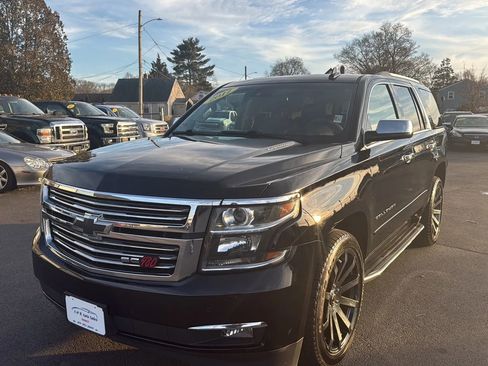 Used 2017 Chevrolet Tahoe Premier image 3
