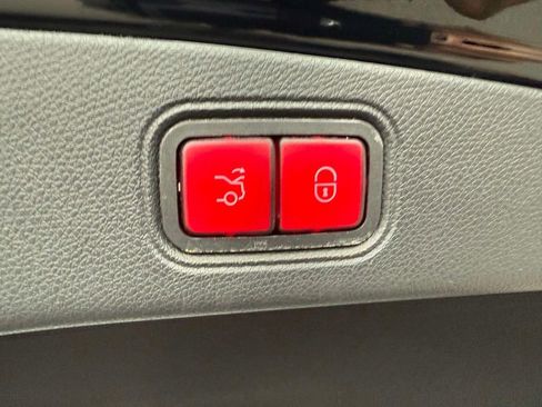 Used 2019 Mercedes-Benz E 53 AMG E 53 AMG image 18