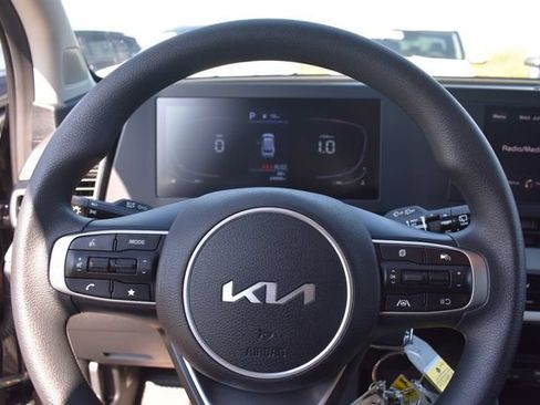 Certified 2023 Kia Sportage LX FWD image 28