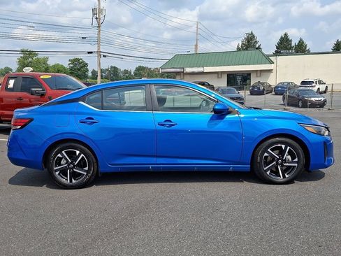 Used 2025 Nissan Sentra SV FWD image 7