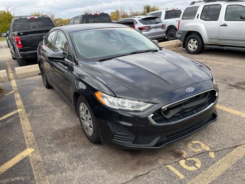 Used 2020 Ford Fusion S image 22