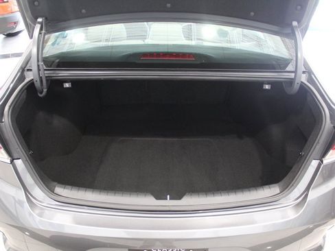 Used 2019 Hyundai Sonata Limited image 19