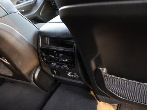 Used 2023 Jeep Grand Cherokee Altitude image 15