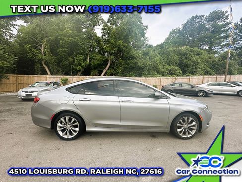 Used 2015 Chrysler 200 S image 4