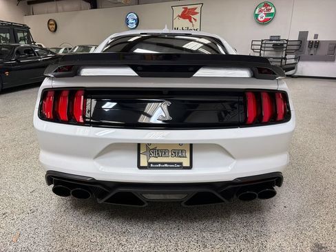 Used 2020 Ford Mustang Shelby GT500 w/ Technology Package RWD image 6