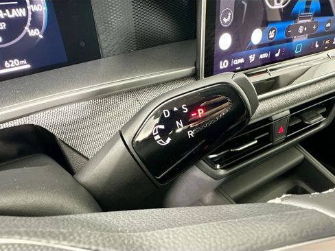 New 2026 Volkswagen Tiguan S image 15