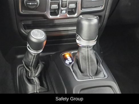 Used 2021 Jeep Gladiator Overland w/ Popular Equipment Package image 13