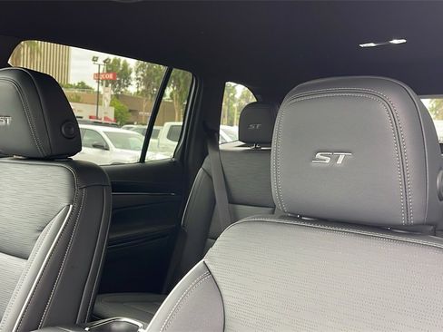 New 2026 Buick Enclave Sport Touring w/ Power Package image 12