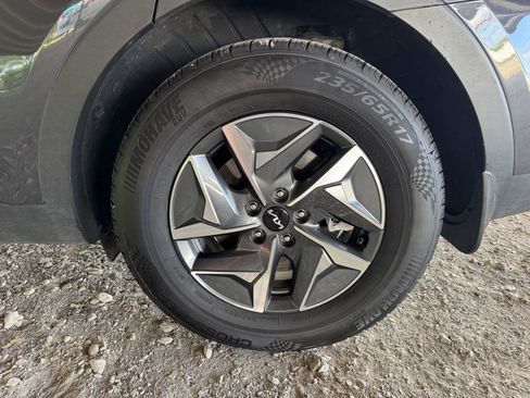 Used 2022 Kia Sorento S AWD/4WD image 48