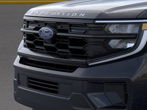 New 2026 Ford Expedition Active image 17