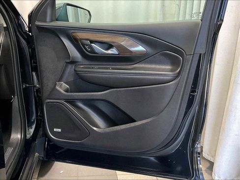 Used 2019 GMC Terrain Denali w/ Driver Alert Package II image 12