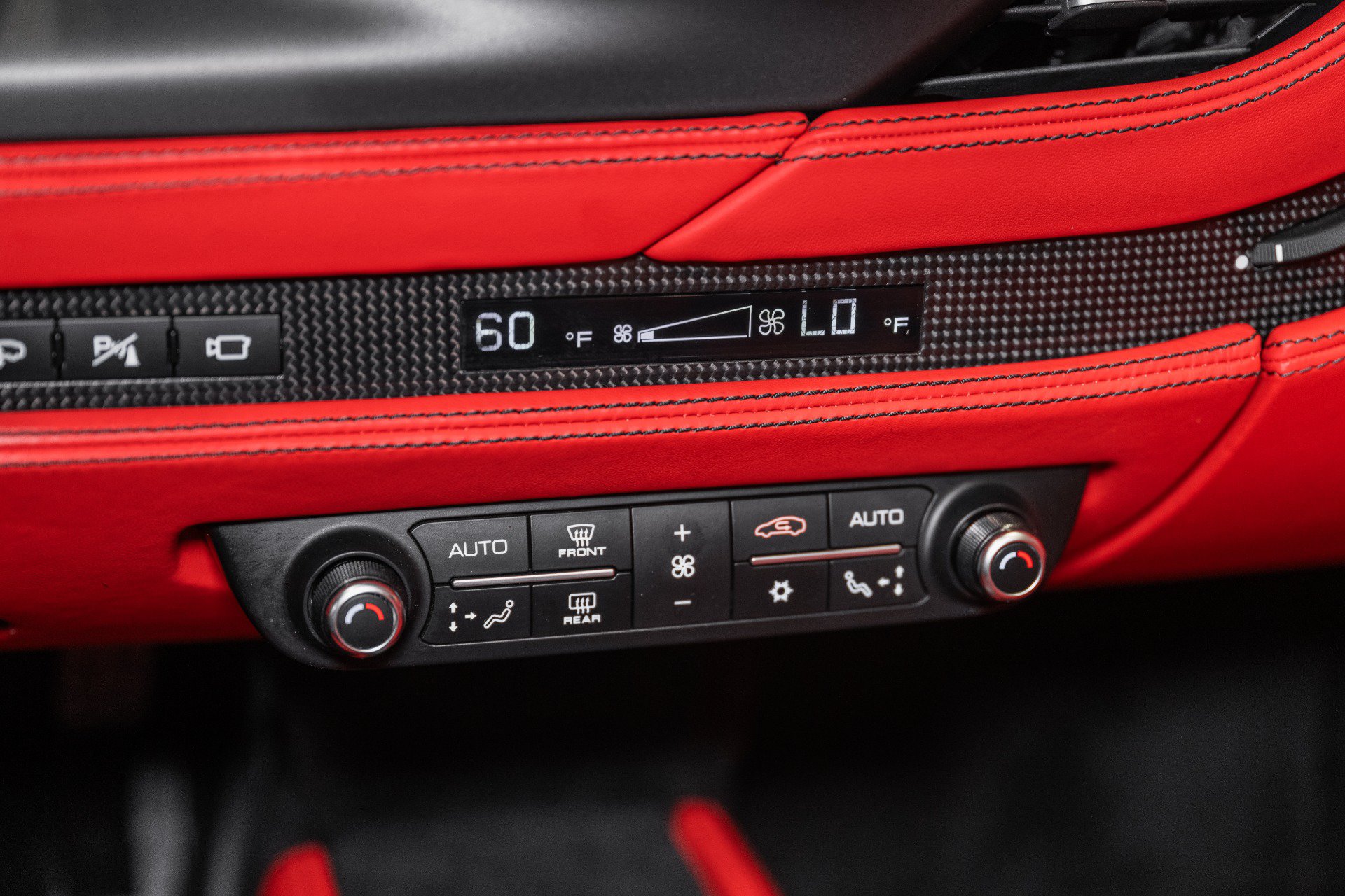 Used 2021 Ferrari F8 Tributo RWD image 32
